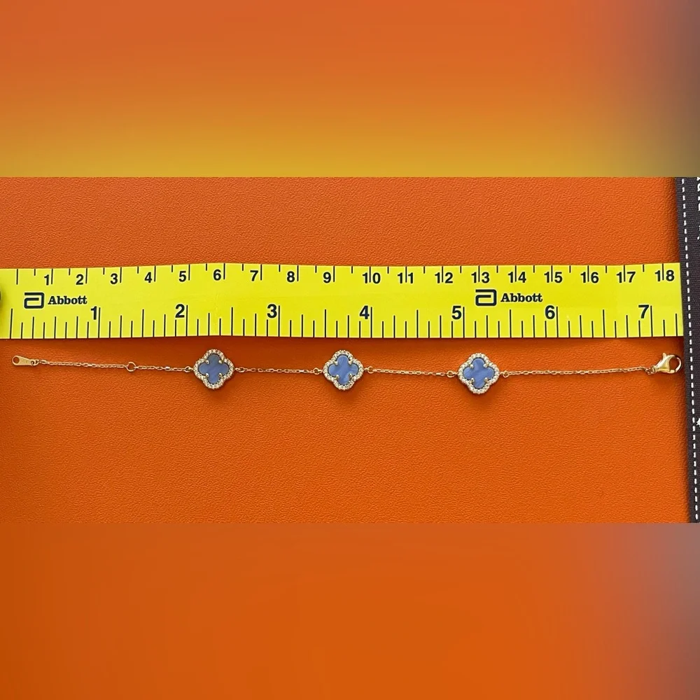 New CLOVER Bracelet 18K Gold Plated Sterling Silver - Picture 8 of 8